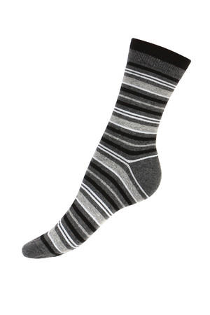Proužkované ponožky v mnoha barevných provedeních. Materiál: 90% bavlna, 5% polyamid, 5% elastan. Dovoz: Maďarsko