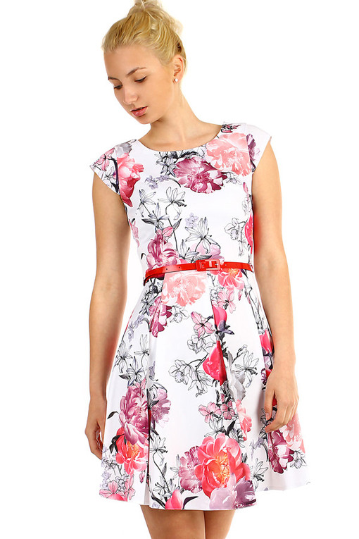 Áčkové dámské retro šaty s květinovým potiskem