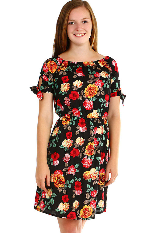 Dámské letní šaty s květovaným vzorem