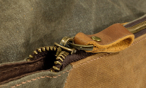 Vintage plátěný batoh s koženými detaily