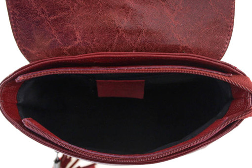 Dámský kožený čtvercový batoh s třásněmi