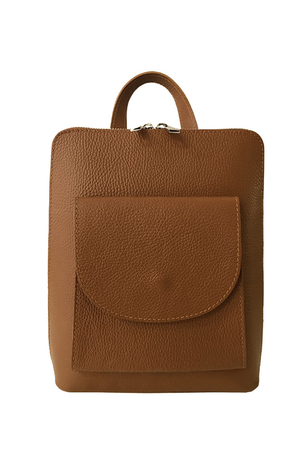 Menší elegantní dámský batoh z pravé kůže vhodný do města. Vyrobeno v Itálií, pečlivé zpracování. Dodáváme