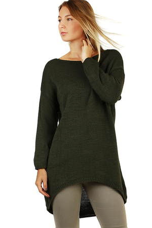 Delší dámský oversized svetr s prodlouženým zadním dílem. hřejivý materiál s podílem vlny hladký úplet s