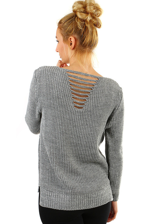 Pletený dámský svetr s průstřihy na zádech
