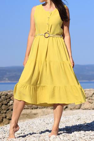 Letní dámské šaty s propínacím vrchním dílem a vzdušnou áčkovou sukní. jednobarevné provedení midi pohodlná