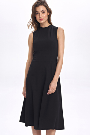 Úchvatné minimalistické dámské šaty potvrzující rčení ,, v jednoduchosti je krása´´ jednobarevný design
