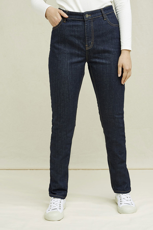Pohodlné dámské džíny pro každodenní nošení od značky People Tree z 98% z organické bavlny vysoký pas vpředu a