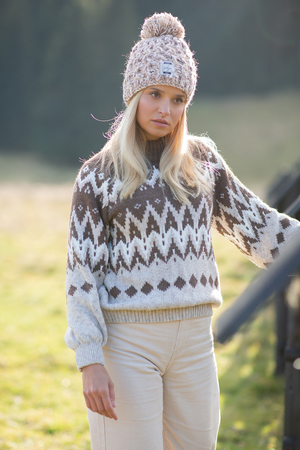 Příjemný hřejivý svetr do pasu norský vzor s pohodlným stojáčkem raglánové rukávy širšího střihu rukávy