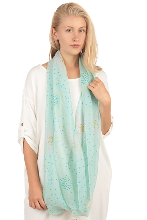 Tečkovaný šátek z jemné viskózy lehoučký vzdušný s barevnými tečkami rozjasní a osvěží Váš outfit Materiál