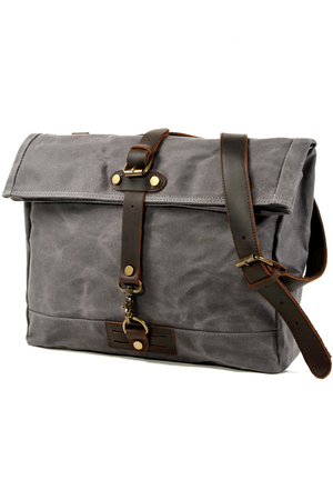 Retro plátěná kabelka s koženými detaily a voskovanou úpravou vnitřní prostor s bavlněnou podšívkou vyztužená
