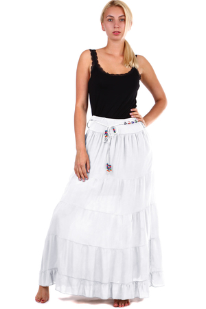 Dámská jednobarevná letní maxi sukně s ozdobným provázkovým páskem. Sukně má všitou spodničku a pružný,