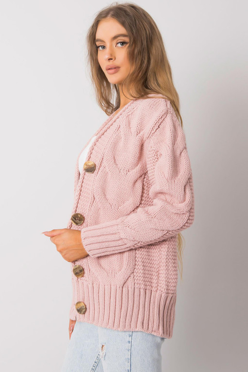 Vlněný svetr s výrazným vzorem