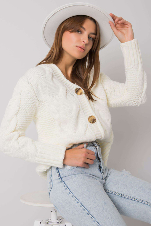 Vlněný svetr s výrazným vzorem
