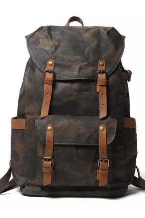 Pánský outdoorový batoh z voděodolného, voskovaného plátna jednobarevná podšívka vypolstrovaná kapsa na notebook