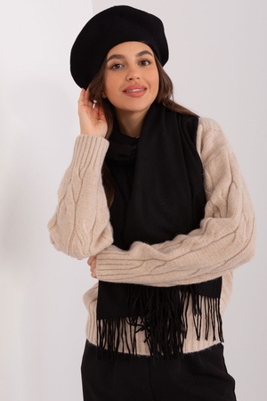 Dámský elegantní baret nejen na zimu jednobarevný dvojitá vrstva pleteniny minimalistický styl vhodný ke kombinaci