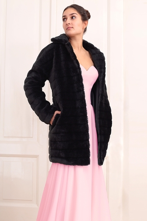 Elegantní bolerko - kabátek na různé příležitosti z umělé kožešiny jednobarevné dlouhé rukávy snížené